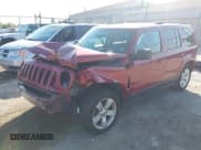 ✅ 2014 Jeep Patriot Latitude • VIN: 1C4NJPFB8ED691038 • Lot: 43314877. Wystawiony na IAAI z przebiegiem 117 986 mil. Bezpłatny archiwum sprzedaży aukcyjnych z USA i szczegółowy raport historii pojazdu na DreamBid. Zdjęcie 17.
