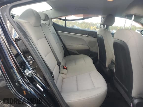 ✅ 2017 Hyundai Elantra SE • VIN: KMHD74LF0HU164451 • Lot: 82663675. Listed on Copart with 108,308 mi. Free auction sales archive from the USA and detailed vehicle history report at DreamBid. Image 10.