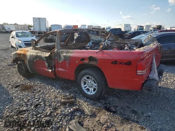2003 Dodge Dakota with VIN 1D7GG16X23S267062, listed as a Copart auction lot 71924784 with Not provided miles and Salvage title. Bid and sale history available at DreamBid. Image 2.