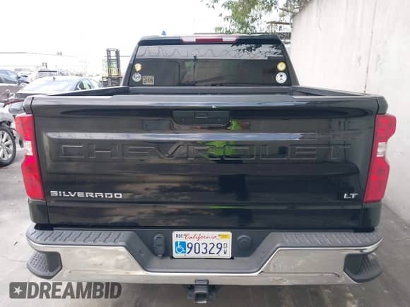 2022 Chevrolet Silverado 1500 LT z VIN 1GCPWCEDXNZ201109, wystawiony jako IAAI lot #42783919 z przebiegiem 46 769 mil mil oraz . Historia ofert i sprzedaży dostępna na DreamBid. Obrazek 17.