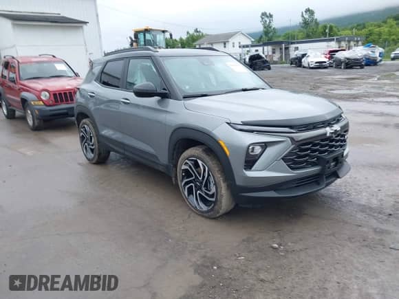 2025 Chevrolet TrailBlazer RS с VIN KL79MUSL3SB102763, выставлен на аукционе IAAI как лот 42514327 с пробегом 10 617 миль миль и . История ставок и продаж доступна на DreamBid. Изображение 1.