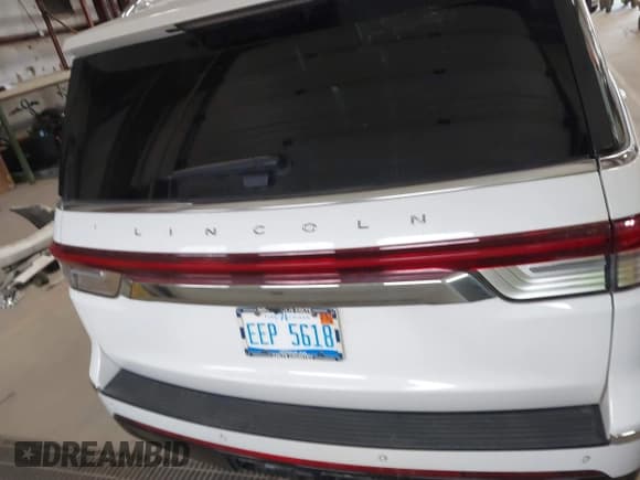 ✅ 2023 Lincoln Navigator Reserve • VIN: 5LMJJ2LG8PEL01434 • Лот: 41737792. Опубликован ранее на IAAI с пробегом 51 707 миль. Бесплатный доступ к архиву аукционных продаж из США и подробный отчёт об истории автомобиля на DreamBid. Изображение 17.