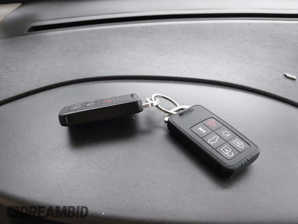 ✅ 2013 Volvo XC60 3.2L • VIN: YV4940DZXD2373056 • Lot: 42307627. Listed on IAAI with 148,338 mi. Free auction sales archive from the USA and detailed vehicle history report at DreamBid. Image 11.