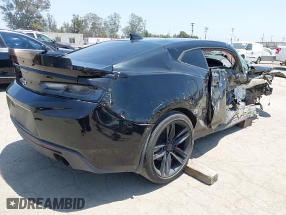 ✅ 2017 Chevrolet Camaro 1LT • VIN: 1G1FB1RX7H0148872 • Lot: 42499093. Wystawiony na IAAI z przebiegiem Nie podano. Bezpłatny archiwum sprzedaży aukcyjnych z USA i szczegółowy raport historii pojazdu na DreamBid. Zdjęcie 4.