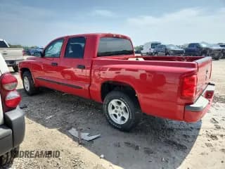 ✅ 2007 Dodge Dakota SLT • VIN: 1D7HE48K37S173310 • Lot: 64116395. Wystawiony na Copart z przebiegiem 195 951 mil. Bezpłatny archiwum sprzedaży aukcyjnych z USA i szczegółowy raport historii pojazdu na DreamBid. Zdjęcie 2.