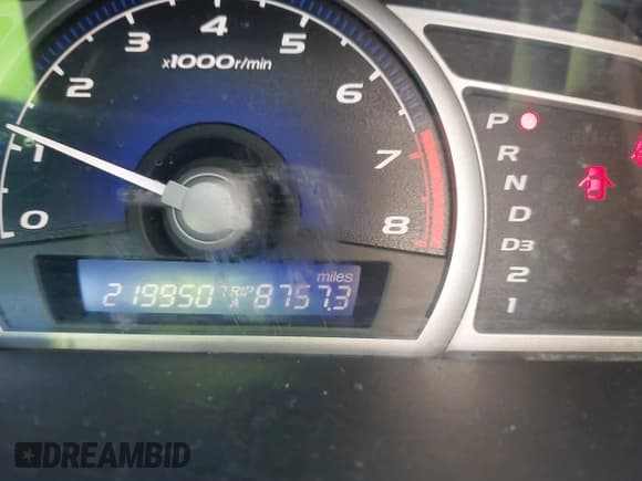 ✅ 2006 Honda Civic LX • VIN: 2HGFG12646H516638 • Lot: 43631267. Wystawiony na IAAI z przebiegiem 219 950 mil. Bezpłatny archiwum sprzedaży aukcyjnych z USA i szczegółowy raport historii pojazdu na DreamBid. Zdjęcie 7.