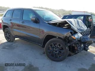 ✅ 2021 Jeep Grand Cherokee Laredo X • VIN: 1C4RJFAG1MC666582 • Lot: 43533756. Listed on IAAI with 121,859 mi. Free auction sales archive from the USA and detailed vehicle history report at DreamBid. Image 1.