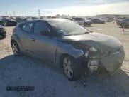 ✅ 2013 Hyundai Veloster w/Black Int • VIN: KMHTC6AD1DU167566 • Lot: 82826274. Wystawiony na Copart z przebiegiem 193 818 mil. Bezpłatny archiwum sprzedaży aukcyjnych z USA i szczegółowy raport historii pojazdu na DreamBid. Zdjęcie 4.