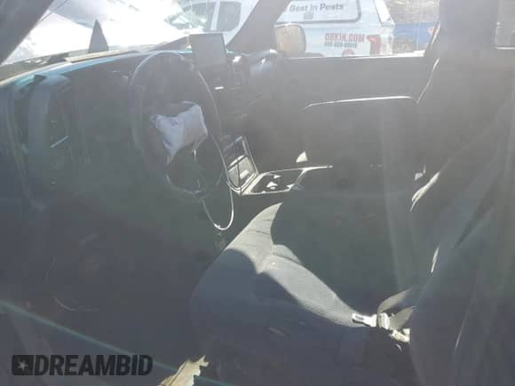 2001 Chevrolet Silverado 1500 LT z VIN 2GCEC19T111325889, wystawiony jako Copart lot #87169414 z przebiegiem Nie podano mil oraz Szkoda całkowita • Salvage title. Historia ofert i sprzedaży dostępna na DreamBid. Obrazek 7.