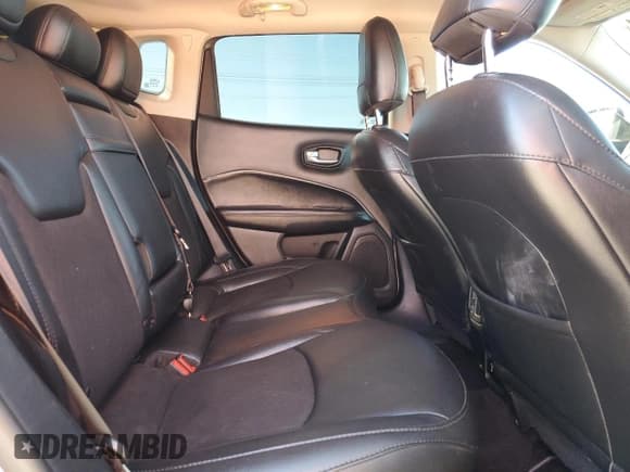 ✅ 2019 Jeep Compass Latitude • VIN: 3C4NJCBB5KT614941 • Лот: 86916084. Опубликован ранее на Copart с пробегом 80 884 миль. Бесплатный доступ к архиву аукционных продаж из США и подробный отчёт об истории автомобиля на DreamBid. Изображение 11.