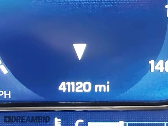 ✅ 2022 Chevrolet Suburban LT • VIN: 1GNSKCKD2NR174442 • Lot: 41902034. Listed on IAAI with 41,120 mi. Free auction sales archive from the USA and detailed vehicle history report at DreamBid. Image 16.