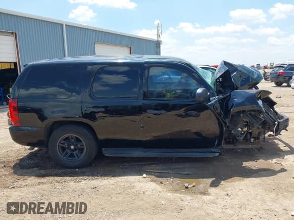 ✅ 2012 Chevrolet Tahoe Commercial • VIN: 1GNLC2E06CR157614 • Lot: 42739163. Wystawiony na IAAI z przebiegiem Nie podano. Bezpłatny archiwum sprzedaży aukcyjnych z USA i szczegółowy raport historii pojazdu na DreamBid. Zdjęcie 13.