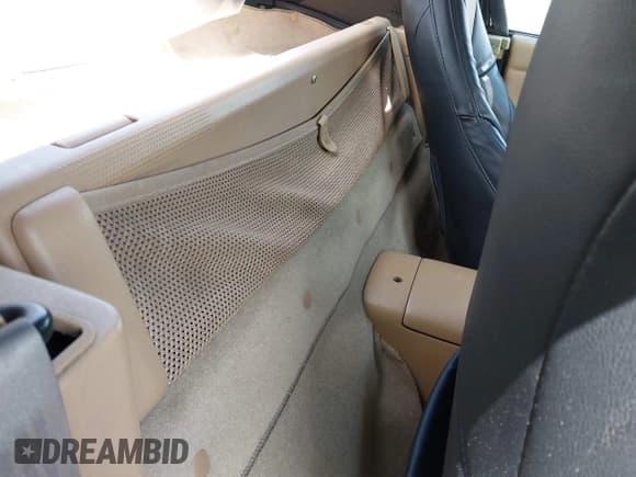 ✅ 2001 Mazda MX-5 Miata • VIN: JM1NB353610201651 • Lot: 42472968. Listed on IAAI with Not provided. Free auction sales archive from the USA and detailed vehicle history report at DreamBid. Image 8.