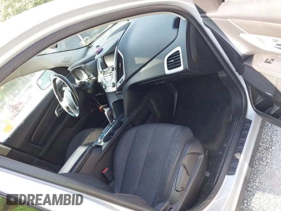 ✅ 2013 GMC Terrain SLE • VIN: 2GKALSEK8D6205083 • Lot: 42711064. Wystawiony na IAAI z przebiegiem 218 704 mil. Bezpłatny archiwum sprzedaży aukcyjnych z USA i szczegółowy raport historii pojazdu na DreamBid. Zdjęcie 5.