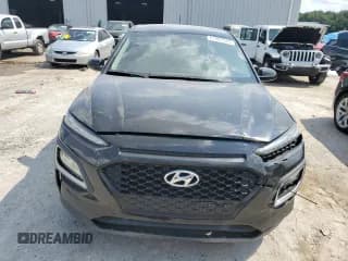 ✅ 2019 Hyundai Kona SE • VIN: KM8K12AA6KU266686 • Лот: 67202544. Опубликован ранее на Copart с пробегом 127 756 миль. Бесплатный доступ к архиву аукционных продаж из США и подробный отчёт об истории автомобиля на DreamBid. Изображение 5.