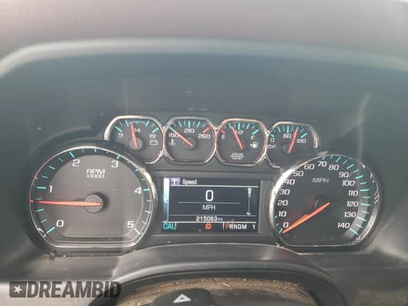 2016 Chevrolet Silverado 3500HD High Country с VIN 1GC4K1E89GF275907, выставлен на аукционе Copart как лот 60917955 с пробегом 215 063 миль миль и Списание • Salvage title. История ставок и продаж доступна на DreamBid. Изображение 9.