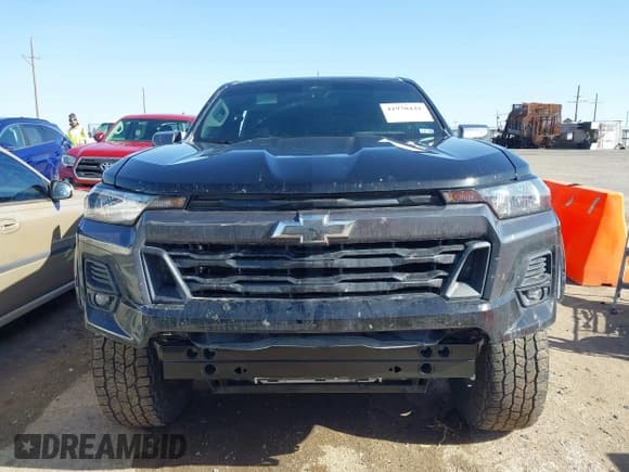 ✅ 2024 Chevrolet Colorado 4WD LT • VIN: 1GCPTCEK0R1307029 • Lot: 41970441. Wystawiony na IAAI z przebiegiem 4 968 mil. Bezpłatny archiwum sprzedaży aukcyjnych z USA i szczegółowy raport historii pojazdu na DreamBid. Zdjęcie 12.