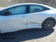 ✅ 2024 Toyota Prius LE • VIN: JTDACAAU6R3043434 • Lot: 41757074. Wystawiony na IAAI z przebiegiem 422 mil. Bezpłatny archiwum sprzedaży aukcyjnych z USA i szczegółowy raport historii pojazdu na DreamBid. Zdjęcie 6.