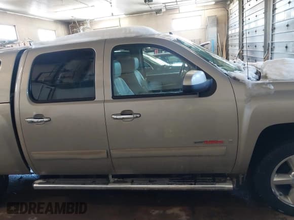 ✅ 2007 Chevrolet Silverado 1500 LTZ • VIN: 2GCEK13Y071651327 • Lot: 41593847. Listed on IAAI with 317,451 mi. Free auction sales archive from the USA and detailed vehicle history report at DreamBid. Image 13.