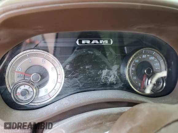 ✅ 2022 Ram 2500 Longhorn • VIN: 3C6UR5GL9NG131877 • Lot: 50762525. Wystawiony na Copart z przebiegiem Nie podano. Bezpłatny archiwum sprzedaży aukcyjnych z USA i szczegółowy raport historii pojazdu na DreamBid. Zdjęcie 9.