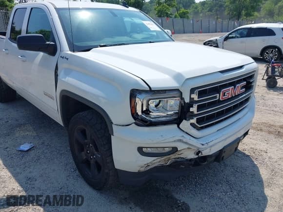 ✅ 2019 GMC Sierra 1500 • VIN: 2GTV2LEC6K1132787 • Лот: 42481421. Опубликован ранее на IAAI с пробегом 168 508 миль. Бесплатный доступ к архиву аукционных продаж из США и подробный отчёт об истории автомобиля на DreamBid. Изображение 18.