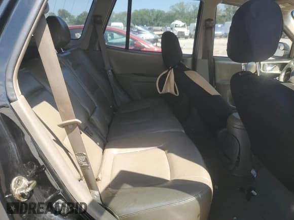 ✅ 2004 Hyundai Santa Fe GLS • VIN: KM8SC13E24U667076 • Lot: 69089595. Listed on Copart with 203,786 mi. Free auction sales archive from the USA and detailed vehicle history report at DreamBid. Image 11.