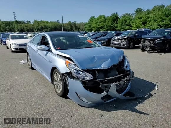 ✅ 2013 Hyundai Sonata Limited • VIN: KMHEC4A44DA068948 • Lot: 68335354. Listed on Copart with Not provided. Free auction sales archive from the USA and detailed vehicle history report at DreamBid. Image 11.