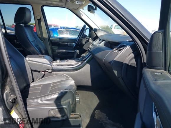 ✅ 2011 Land Rover Range Rover Sport HSE Lux • VIN: SALSK2D40BA265129 • Лот: 43594610. Опубликован ранее на IAAI с пробегом 136 137 миль. Бесплатный доступ к архиву аукционных продаж из США и подробный отчёт об истории автомобиля на DreamBid. Изображение 5.