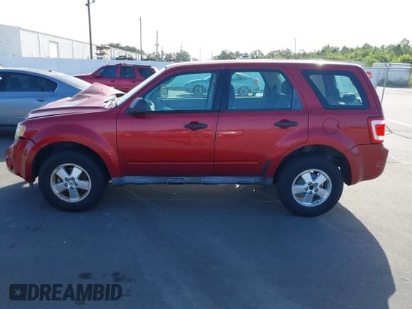 ✅ 2012 Ford Escape XLS • VIN: 1FMCU0C73CKC01180 • Лот: 43371139. Опубликован ранее на IAAI с пробегом 176 781 миль. Бесплатный доступ к архиву аукционных продаж из США и подробный отчёт об истории автомобиля на DreamBid. Изображение 14.