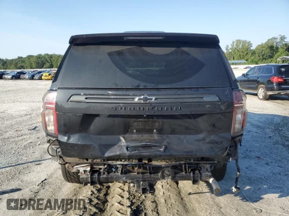 ✅ 2021 Chevrolet Suburban Z71 • VIN: 1GNSKDKD8MR214477 • Lot: 68917445. Listed on Copart with 72,315 mi. Free auction sales archive from the USA and detailed vehicle history report at DreamBid. Image 6.