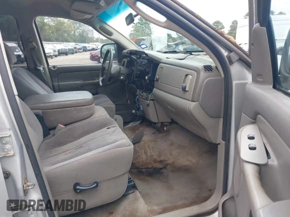 ✅ 2003 Dodge 1500 ST • VIN: 1D7HA18N93S316601 • Lot: 40773782. Listed on IAAI with 182,963 mi. Free auction sales archive from the USA and detailed vehicle history report at DreamBid. Image 5.