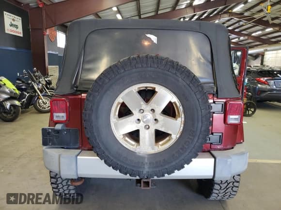 ✅ 2009 Jeep Wrangler Sahara • VIN: 1J8FA54119L760143 • Lot: 89688475. Listed on Copart with 137,576 mi. Free auction sales archive from the USA and detailed vehicle history report at DreamBid. Image 6.