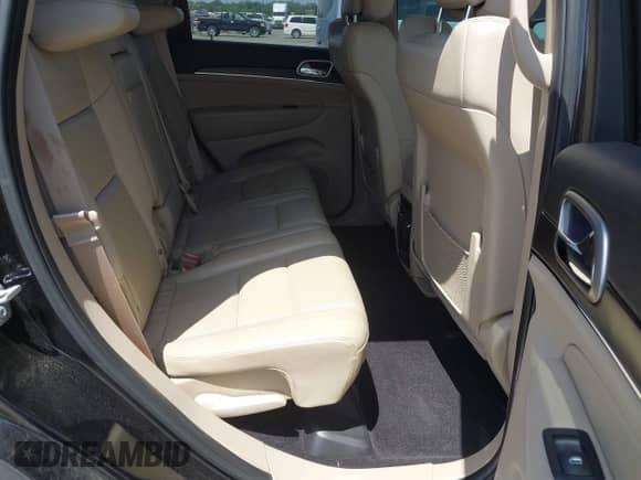 2018 Jeep Grand Cherokee Limited with VIN 1C4RJEBG1JC142188, listed as a IAAI auction lot 42776454 with 120,565 mi miles and . Bid and sale history available at DreamBid. Image 8.