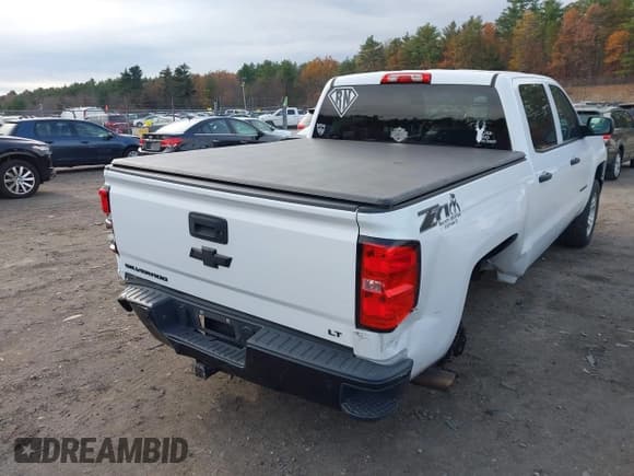 ✅ 2014 Chevrolet Silverado 1500 LT • VIN: 3GCUKREC5EG299779 • Lot: 43613865. Wystawiony na IAAI z przebiegiem 110 275 mil. Bezpłatny archiwum sprzedaży aukcyjnych z USA i szczegółowy raport historii pojazdu na DreamBid. Zdjęcie 4.