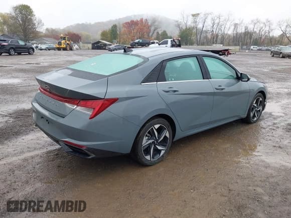 ✅ 2022 Hyundai Elantra SEL • VIN: KMHLN4AG4NU339597 • Lot: 43586652. Listed on IAAI with 27,361 mi. Free auction sales archive from the USA and detailed vehicle history report at DreamBid. Image 4.