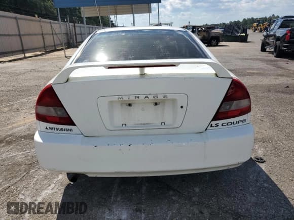 ✅ 1997 Mitsubishi Mirage LS • VIN: JA3AY31C0VU053268 • Lot: 73285174. Listed on Copart with 243,545 mi. Free auction sales archive from the USA and detailed vehicle history report at DreamBid. Image 6.