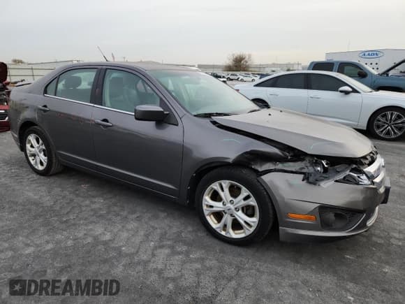 ✅ 2012 Ford Fusion SE • VIN: 3FAHP0HA2CR104253 • Lot: 93069405. Wystawiony na Copart z przebiegiem 84 622 mil. Bezpłatny archiwum sprzedaży aukcyjnych z USA i szczegółowy raport historii pojazdu na DreamBid. Zdjęcie 4.