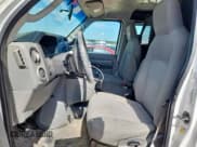 ✅ 2012 Ford Econoline Cargo Commercial • VIN: 1FTNE1EW2CDA97029 • Lot: 65733765. Wystawiony na Copart z przebiegiem 208 793 mil. Bezpłatny archiwum sprzedaży aukcyjnych z USA i szczegółowy raport historii pojazdu na DreamBid. Zdjęcie 7.