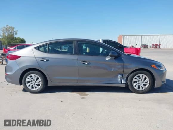 2018 Hyundai Elantra SE z VIN 5NPD74LF3JH277749, wystawiony jako IAAI lot #43473044 z przebiegiem 95 552 mil mil oraz . Historia ofert i sprzedaży dostępna na DreamBid. Obrazek 13.