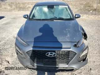 ✅ 2020 Hyundai Kona SE • VIN: KM8K1CAA2LU497401 • Lot: 62912513. Wystawiony na Copart z przebiegiem 30 946 mil mil. Skorzystaj z bezpłatnego archiwum sprzedaży aukcyjnych z USA i zobacz szczegółowy raport historii pojazdu na DreamBid. Zdjęcie 5.