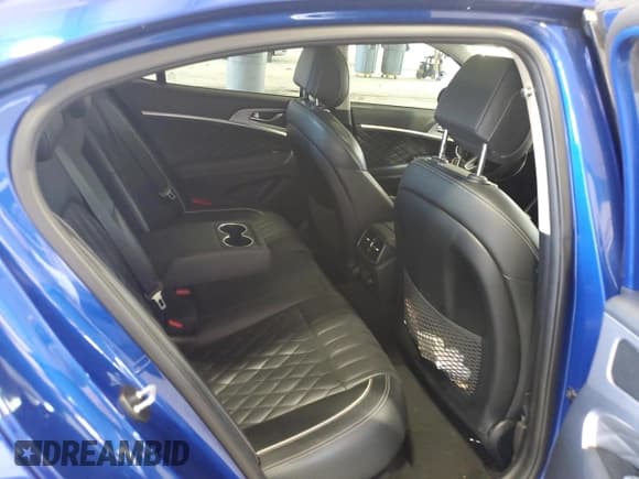 ✅ 2021 Genesis G70 2.0T • VIN: KMTG44LA5MU072312 • Lot: 61650355. Listed on Copart with 91,212 mi. Free auction sales archive from the USA and detailed vehicle history report at DreamBid. Image 10.