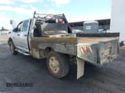 ✅ 2015 Ram 2500 Tradesman • VIN: 3C6UR5HL2FG548208 • Lot: 40566236. Wystawiony na IAAI z przebiegiem 177 580 mil. Bezpłatny archiwum sprzedaży aukcyjnych z USA i szczegółowy raport historii pojazdu na DreamBid. Zdjęcie 3.