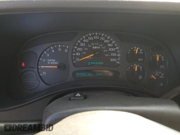 ✅ 2003 GMC Sierra 1500 • VIN: 1GTEC19T93E365042 • Лот: 85345005. Опубликован ранее на Copart с пробегом 200 878 миль. Бесплатный доступ к архиву аукционных продаж из США и подробный отчёт об истории автомобиля на DreamBid. Изображение 9.