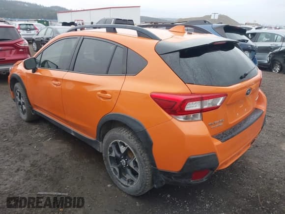 ✅ 2018 Subaru Crosstrek Premium • VIN: JF2GTADC8JH263051 • Lot: 43593911. Wystawiony na IAAI z przebiegiem 112 595 mil. Bezpłatny archiwum sprzedaży aukcyjnych z USA i szczegółowy raport historii pojazdu na DreamBid. Zdjęcie 3.