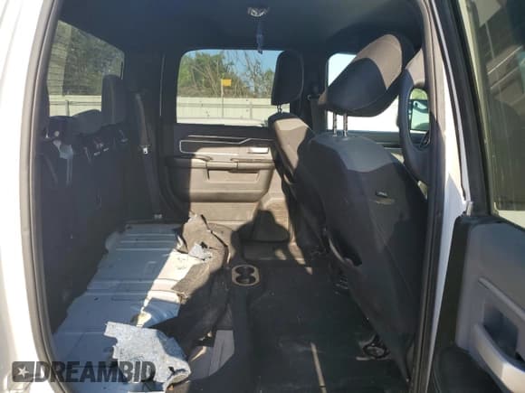 ✅ 2022 Ram 2500 Big Horn • VIN: 3C6UR5DL5NG201783 • Lot: 71720374. Wystawiony na Copart z przebiegiem 59 907 mil. Bezpłatny archiwum sprzedaży aukcyjnych z USA i szczegółowy raport historii pojazdu na DreamBid. Zdjęcie 10.