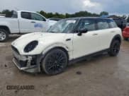 ✅ 2018 MINI Clubman Cooper • VIN: WMWLN5C50J2E34590 • Lot: 66149505. Wystawiony na Copart z przebiegiem 31 752 mil. Bezpłatny archiwum sprzedaży aukcyjnych z USA i szczegółowy raport historii pojazdu na DreamBid. Zdjęcie 1.