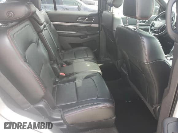 ✅ 2016 Ford Explorer Sport • VIN: 1FM5K8GT4GGA13264 • Lot: 65257265. Wystawiony na Copart z przebiegiem 109 103 mil. Bezpłatny archiwum sprzedaży aukcyjnych z USA i szczegółowy raport historii pojazdu na DreamBid. Zdjęcie 11.