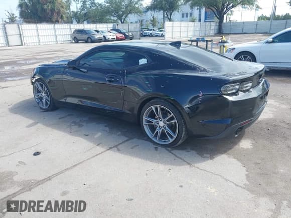 ✅ 2021 Chevrolet Camaro 1LT • VIN: 1G1FB1RS0M0114531 • Lot: 43363088. Listed on IAAI with 52,499 mi. Free auction sales archive from the USA and detailed vehicle history report at DreamBid. Image 3.