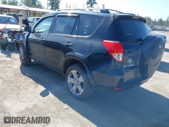 ✅ 2006 Toyota RAV4 Sport • VIN: JTMZD32V165002065 • Lot: 42402283. Listed on IAAI with 198,811 mi. Free auction sales archive from the USA and detailed vehicle history report at DreamBid. Image 3.