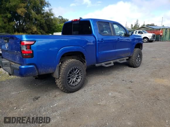 ✅ 2024 Nissan Frontier SV • VIN: 1N6ED1FK0RN600622 • Lot: 42172665. Listed on Copart with 17,396 mi. Free auction sales archive from the USA and detailed vehicle history report at DreamBid. Image 3.